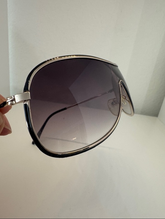Donna Oliver Italy Y2K Shield Sunglasses Oversized Rimless Gold main image 4